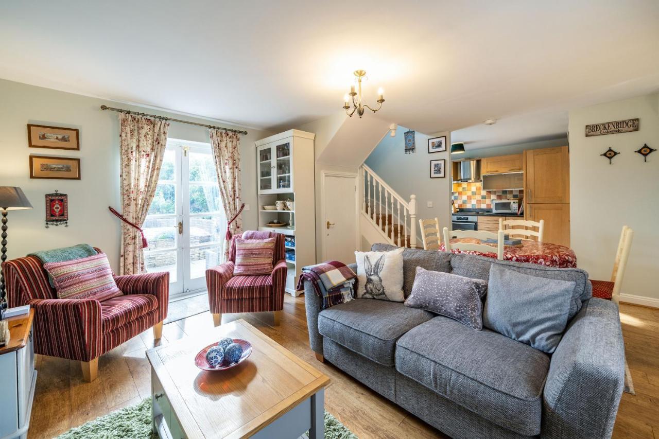 Amber Cottage Holker エクステリア 写真